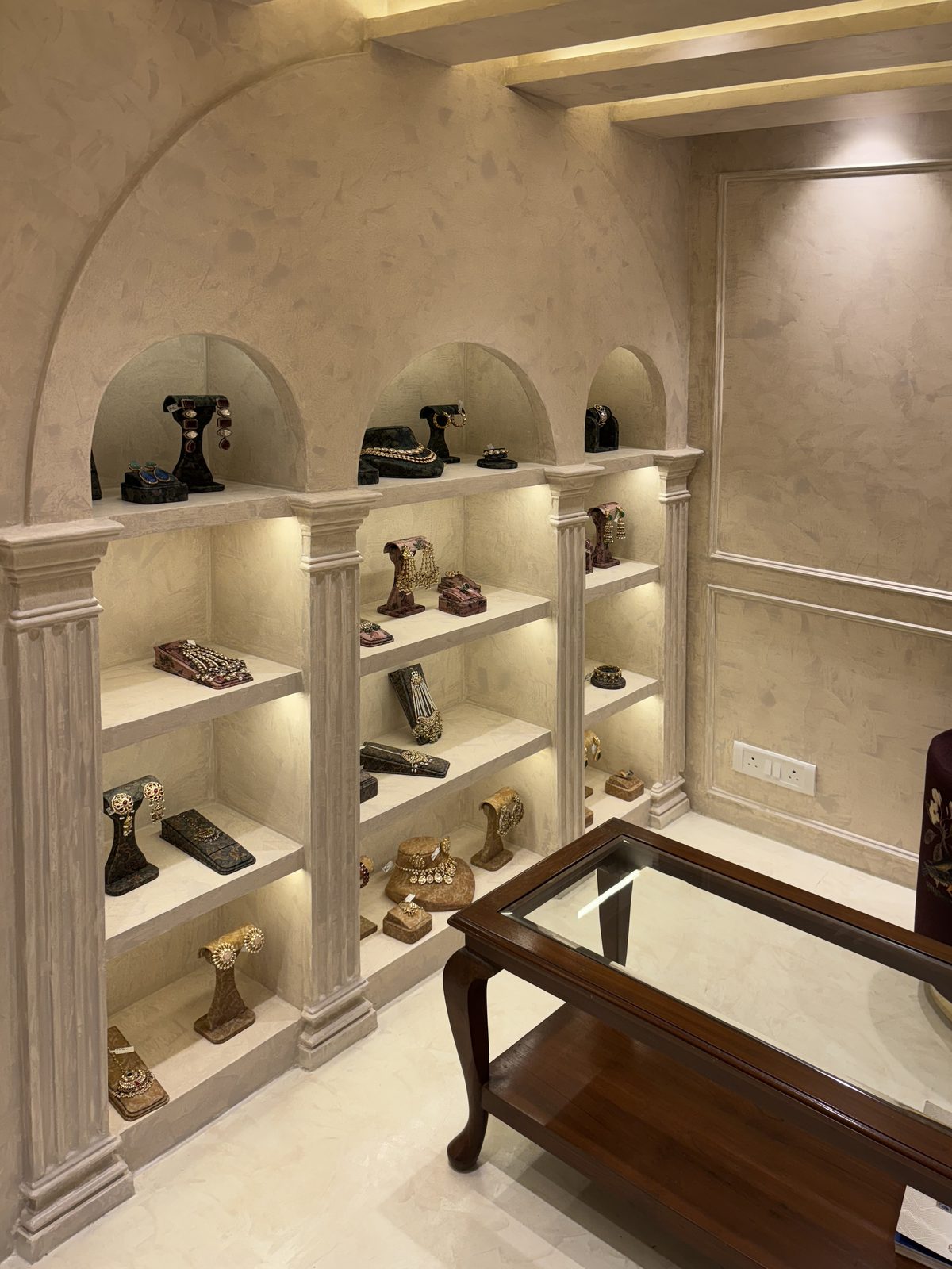 Rimple and Harpreet Jewels, Kala Ghoda, Mumbai - jewellery store interior design by Ministry of Interior Design