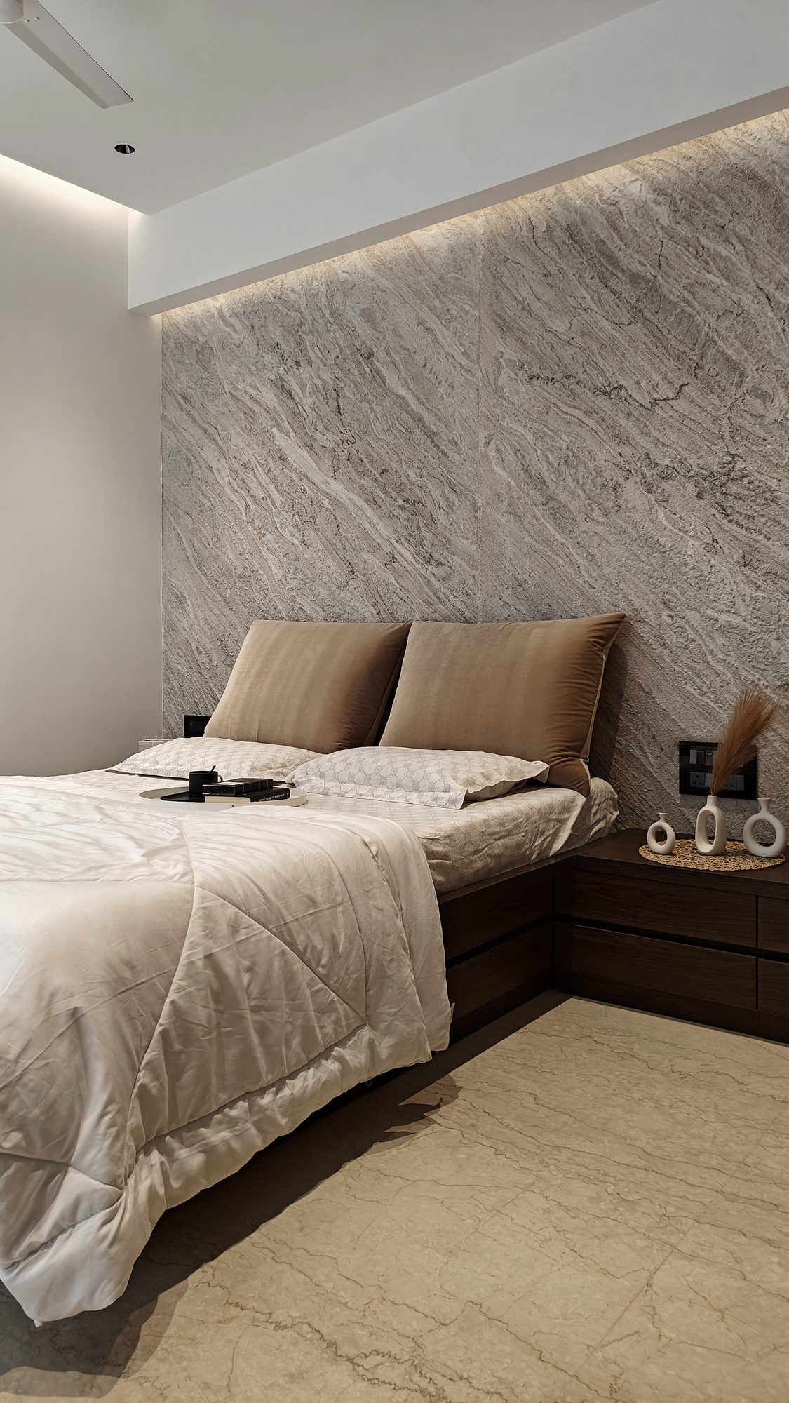 Lodha Park, Lower Parel, Mumbai - 3 BHK residential interior design by Ministry of Interior Design - photo 9