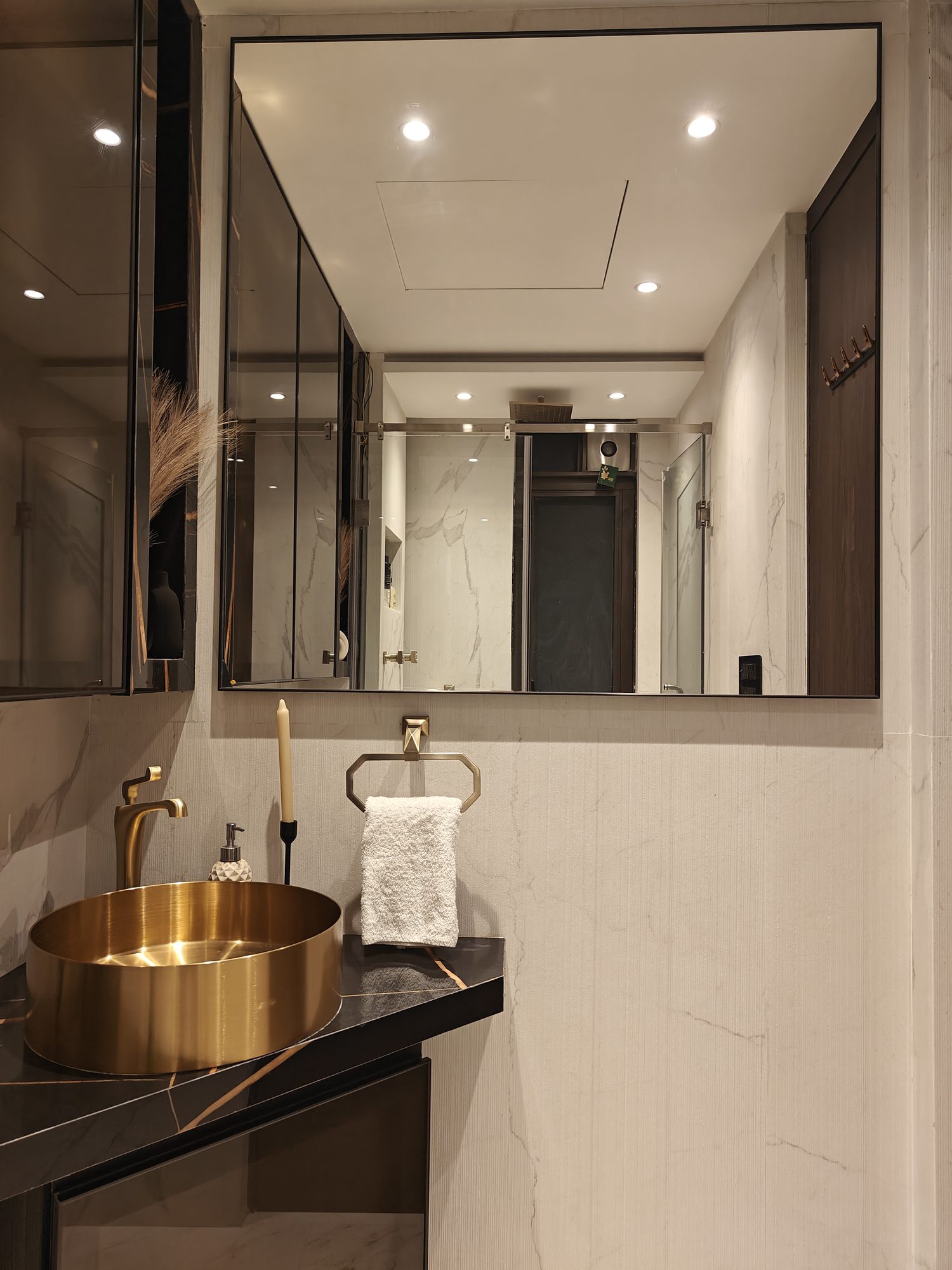 Lodha Park, Lower Parel, Mumbai - 3 BHK residential interior design by Ministry of Interior Design - photo 13